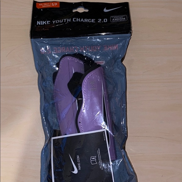 Nike Other - Nike Youth Charge 2.0 Shin Guards NWT